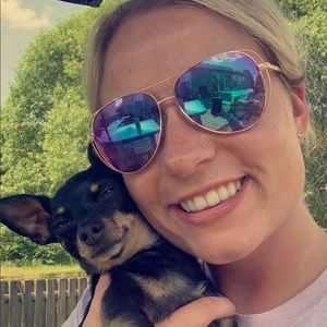 Meet your Posher, Breanne